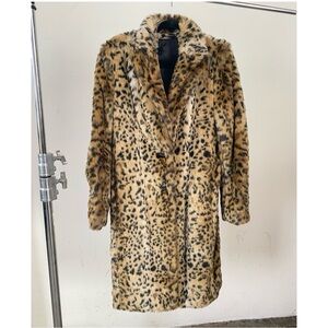 Uniqlo x Carine Roitfeld faux fur leopard coat size small